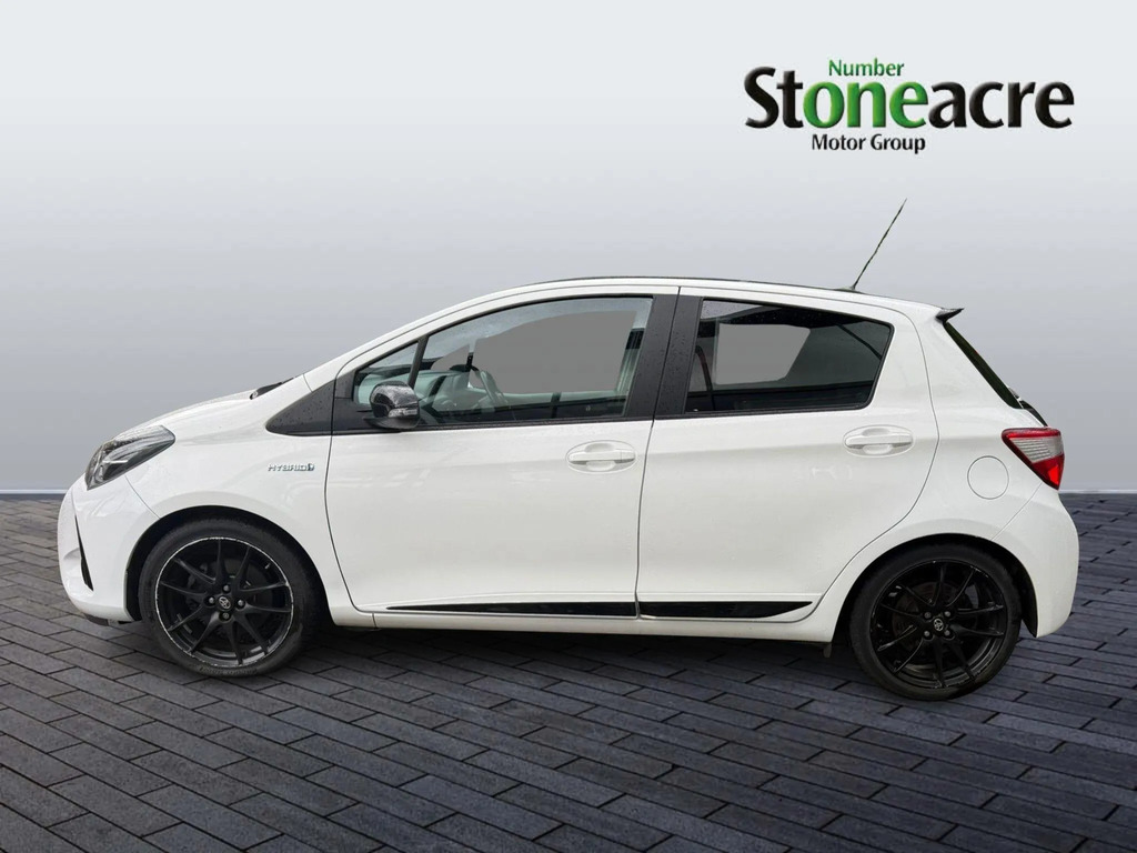 Toyota Yaris 1.5 Hybrid Gr-sport Cvt White #5
