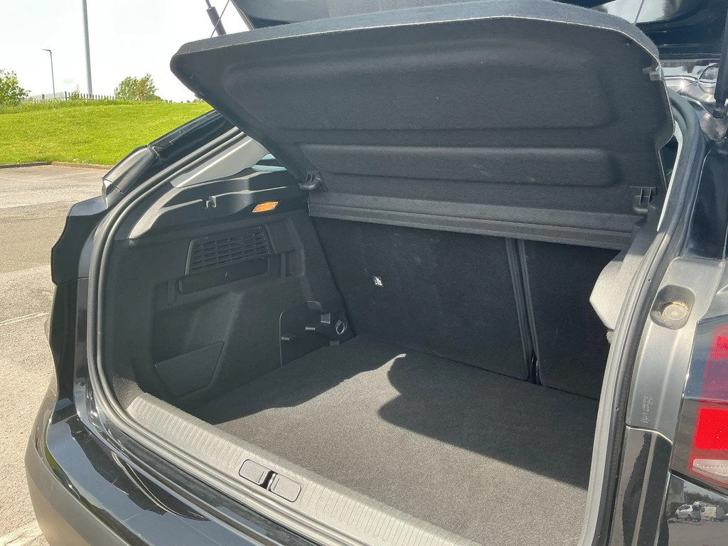 Citroen C4 1.2 Puretech Max Hatchback Euro #29