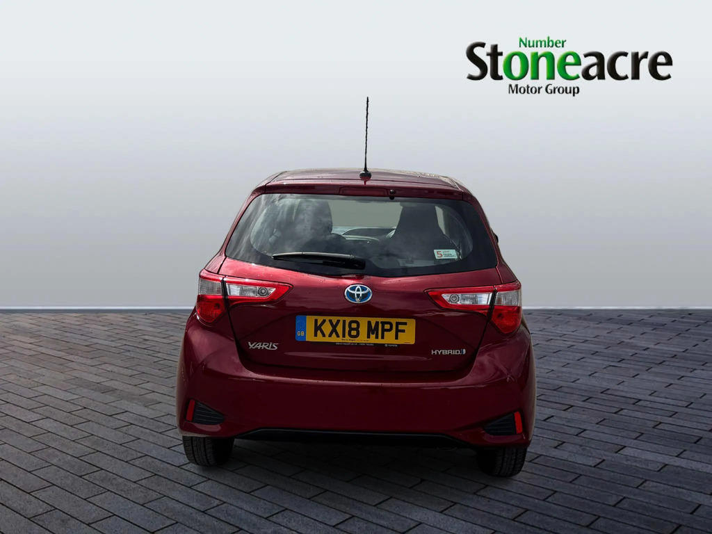 Toyota Yaris 1.5 Vvt-h Icon Tech Hatchback Hybrid E-  #6