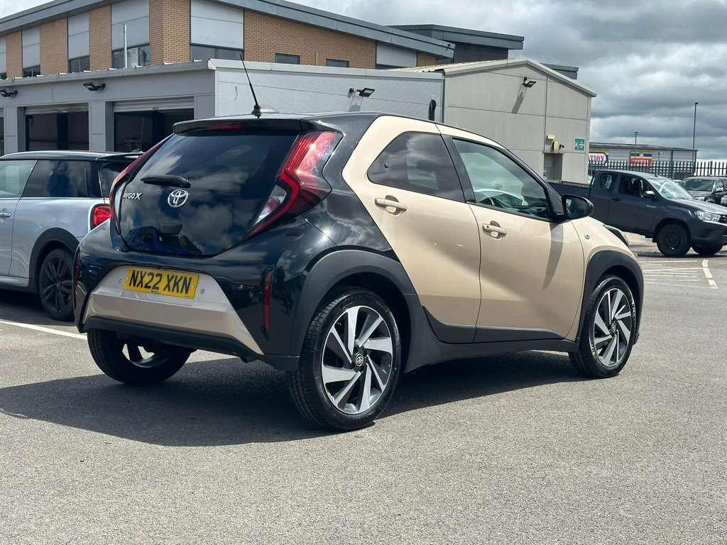Toyota Aygo X 1.0 Vvt-i Edge X-shift Euro 6 Ss  #2