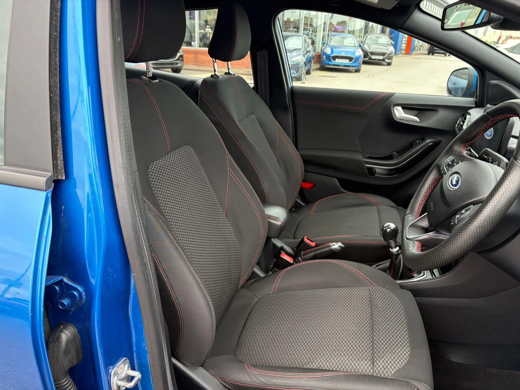 Ford Puma 1.0 Ecoboost Titanium Black #10