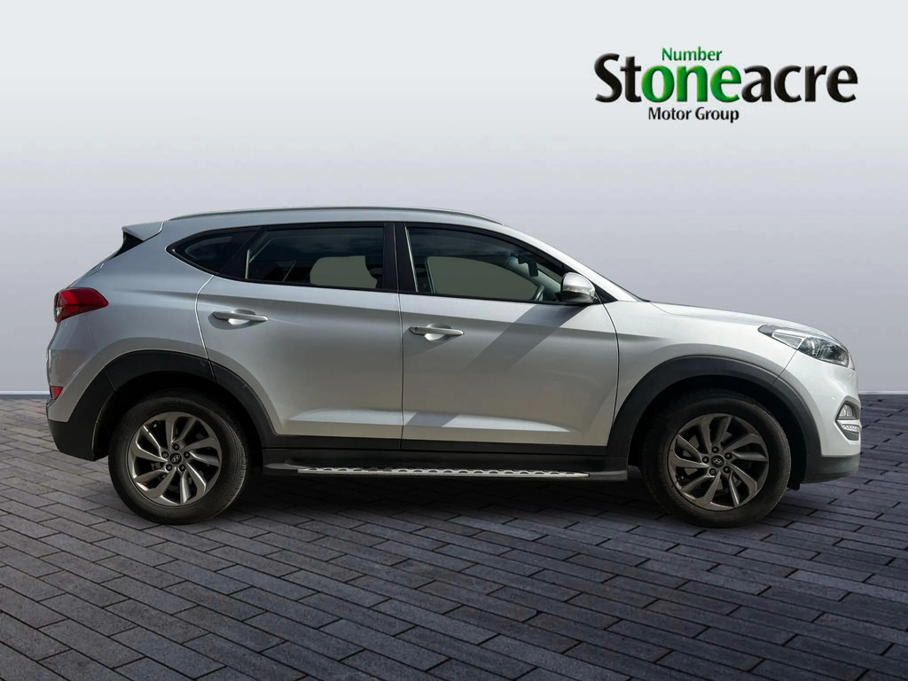 Hyundai Tucson 2.0 Crdi Se Nav Suv 4Wd Euro 6 13  #2