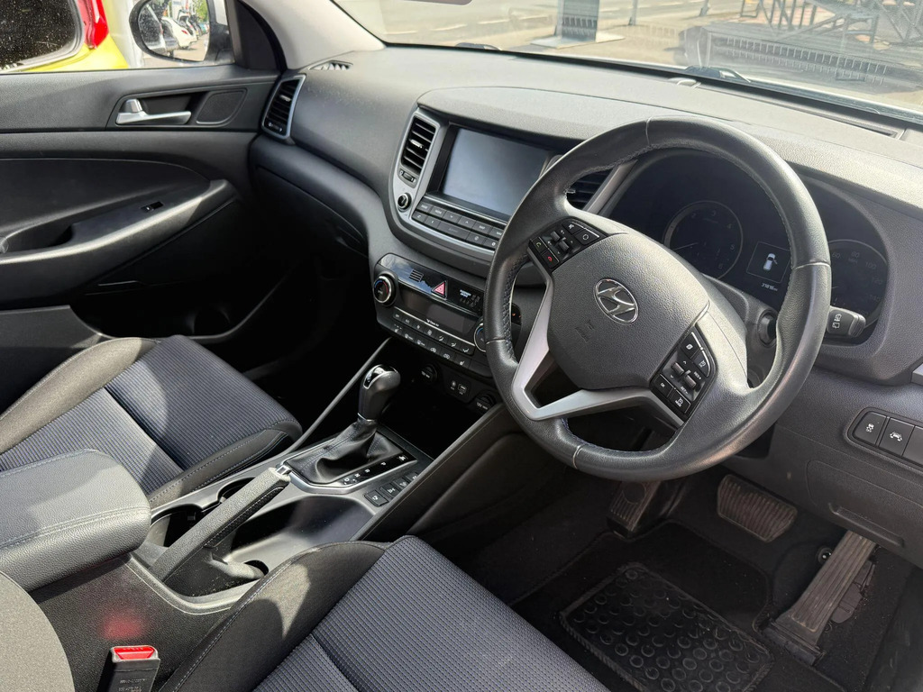 Hyundai Tucson 2017 1.6 Gdi Blue Drive Se Euro 6 Ss Grey #11