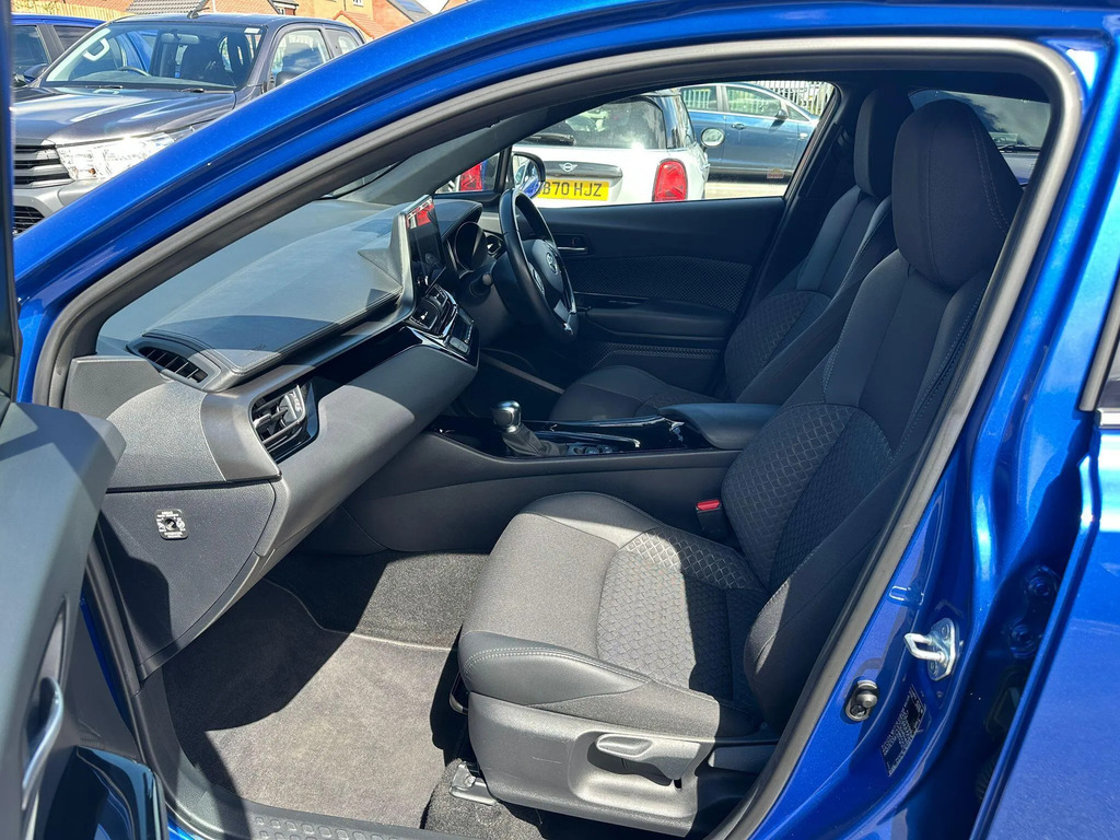 Toyota C-Hr 1.8L Icon Blue #9