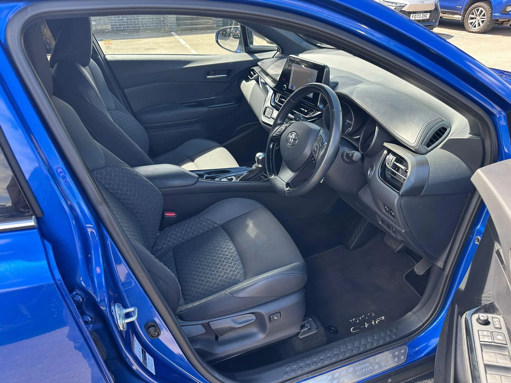 Toyota C-Hr 1.8L Icon Blue #10