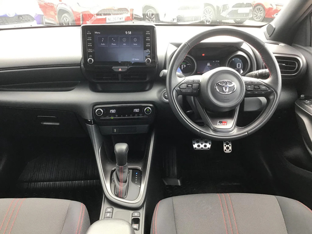 Toyota Yaris 1.5 Hybrid Gr Sport Cvt  #6