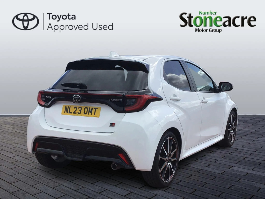 Toyota Yaris 1.5 Hybrid Gr Sport Cvt  #2