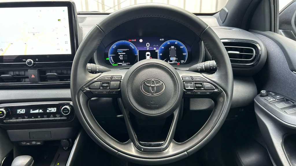 Toyota Yaris 1.5 Hybrid Excel PK24MVW #4