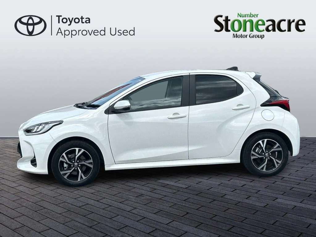 Toyota Yaris 1.5 Hybrid Design Cvt  #6