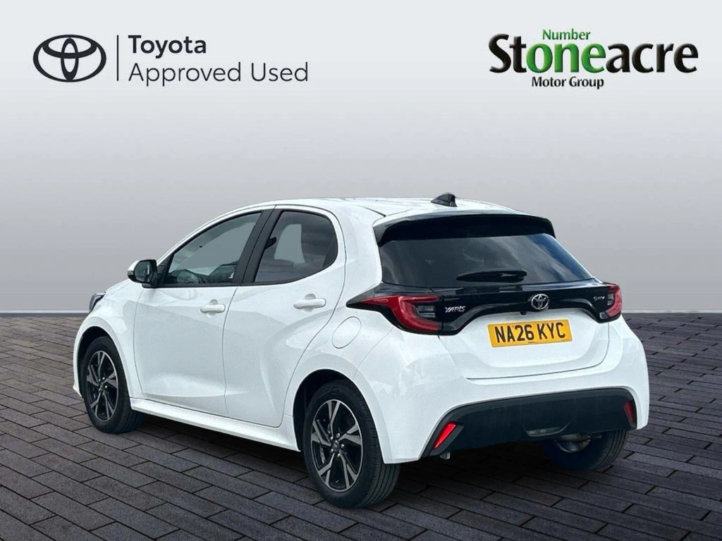 Toyota Yaris 1.5 Hybrid Design Cvt  #5