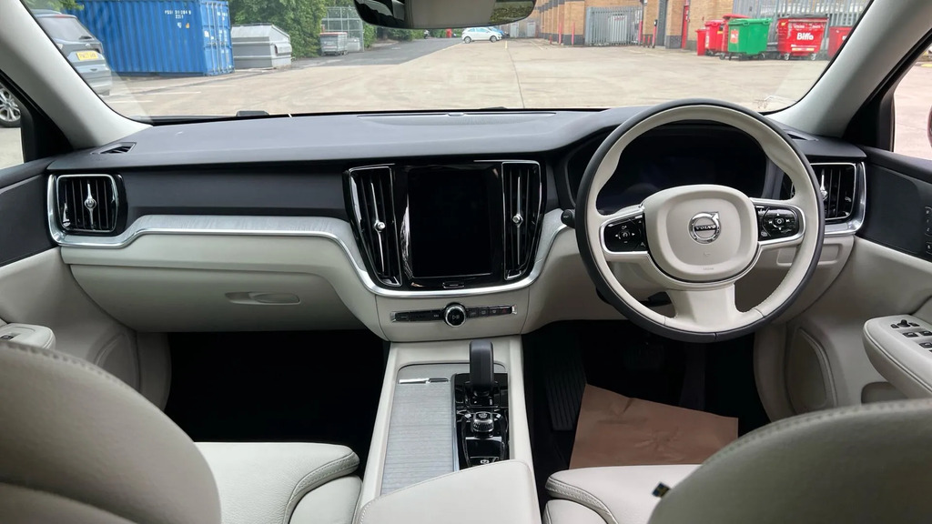 Volvo V60 2.0 B4 Mhev Plus Dct Euro 6 Ss  #5