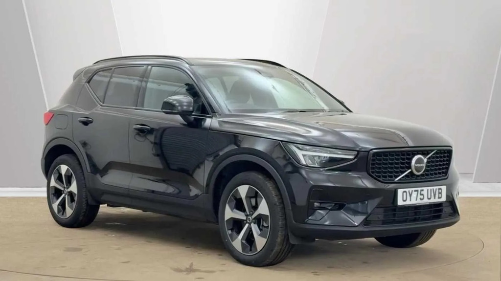 Volvo XC40 2.0 B4p Plus Dark 