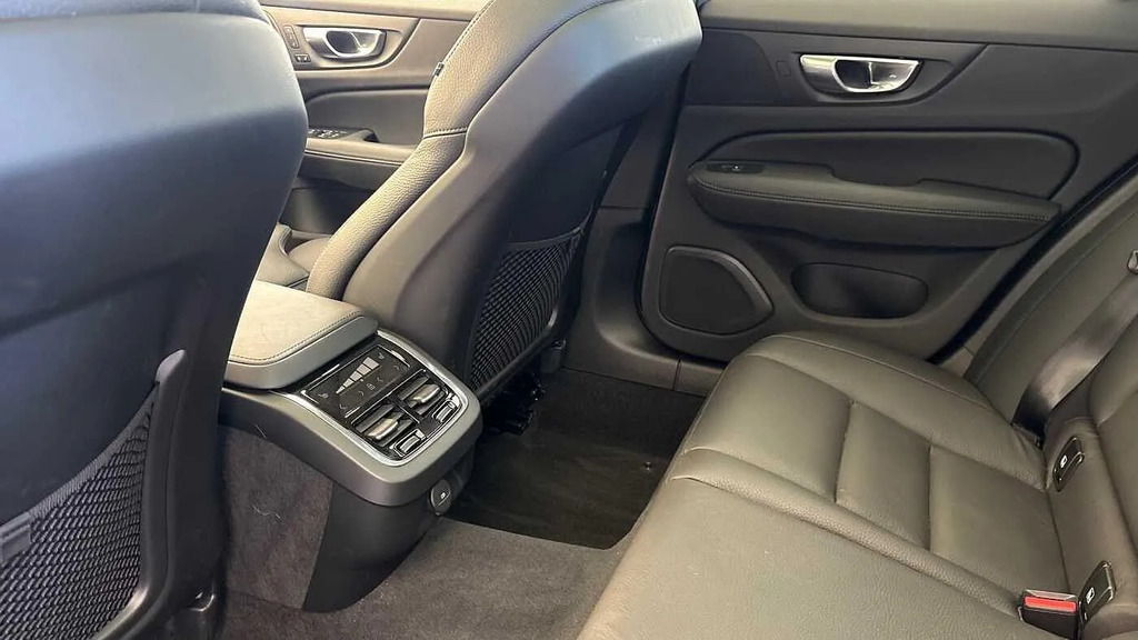 Volvo V60 Plus, B4 Mild Hybrid, Dark Blue #7