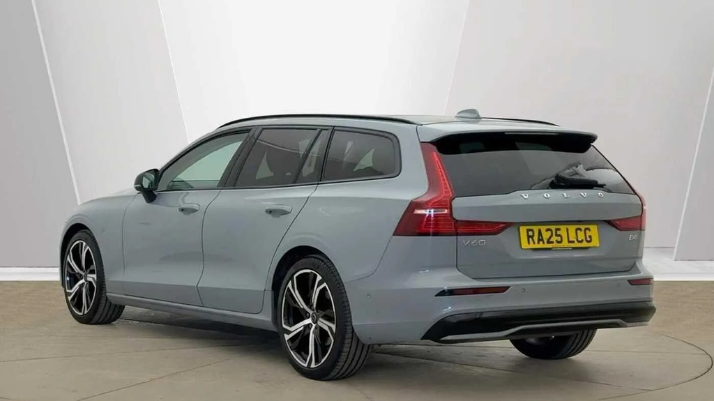 Volvo V60 2.0 B4 Mhev Ultra Dct Euro 6 Ss  #3