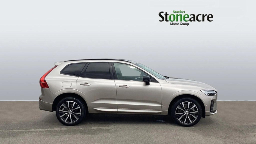 Volvo XC60 Ultimate Dark B5 250 Hp  #3