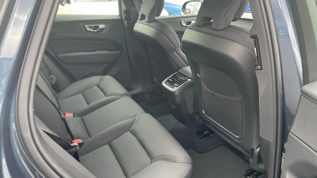 Volvo XC60 2.0 B5 Mhev Plus Awd Euro 6 Ss ND26LGK #6