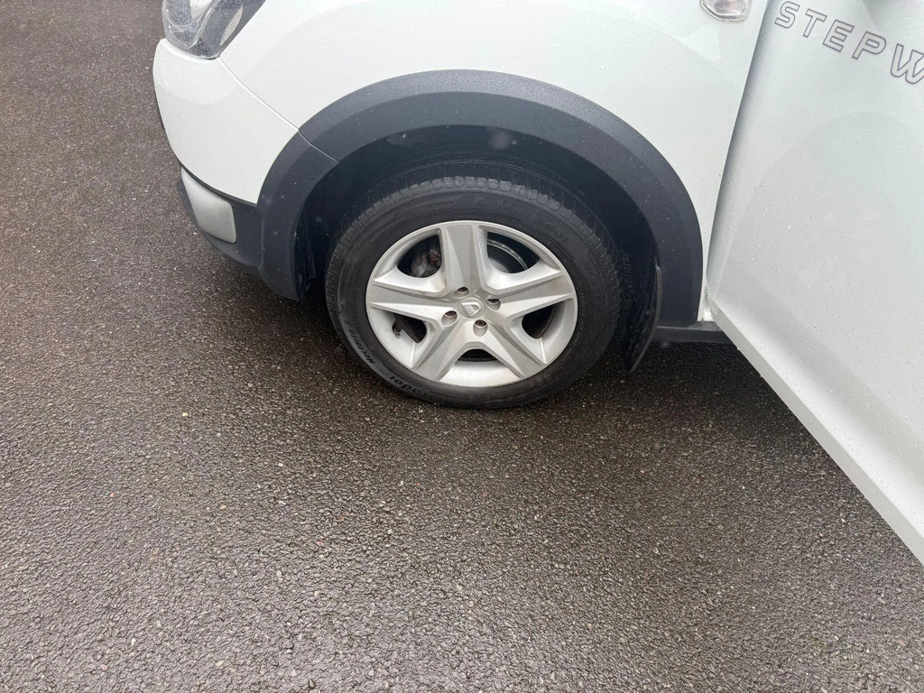 Dacia Sandero Stepway 0.9 Tce Laureate Hatchback Euro Silver #18