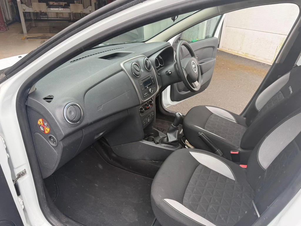 Dacia Sandero Stepway 0.9 Tce Laureate Hatchback Euro Silver #23