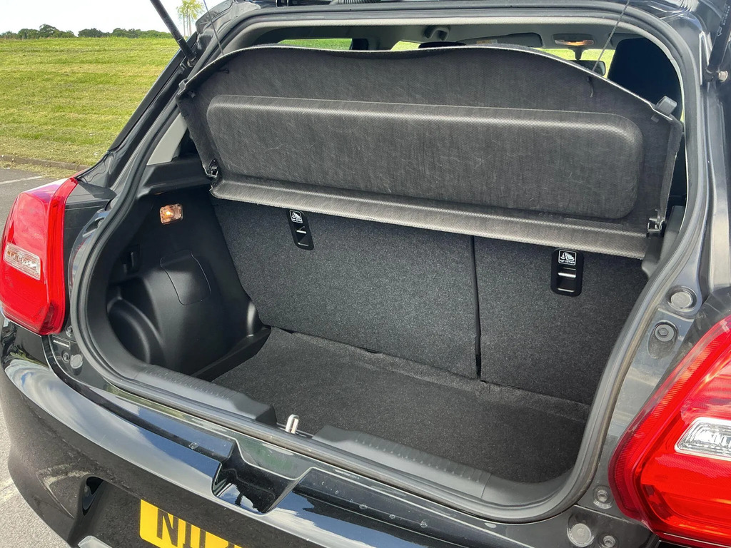 Suzuki Swift 1.2 Dualjet 83 12V Hybrid Sz-l  #26