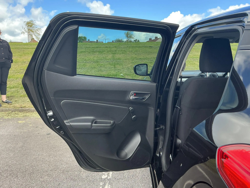 Suzuki Swift 1.2 Dualjet 83 12V Hybrid Sz-l  #13