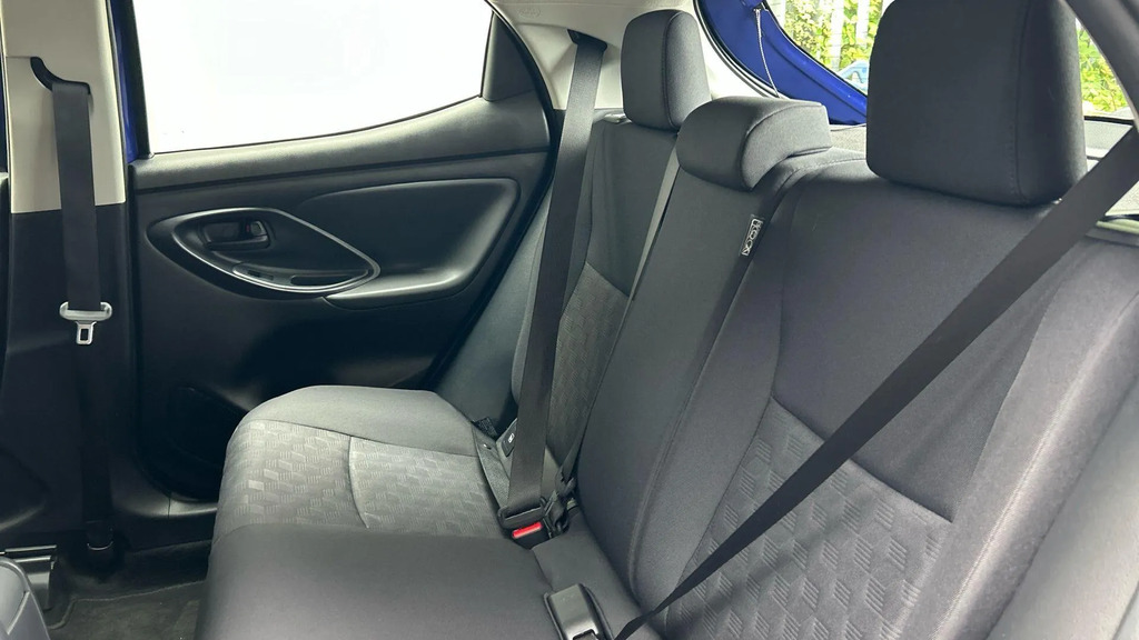 Toyota Yaris 1.5 Vvt-h Excel E-cvt Euro 6 Ss Blue #17