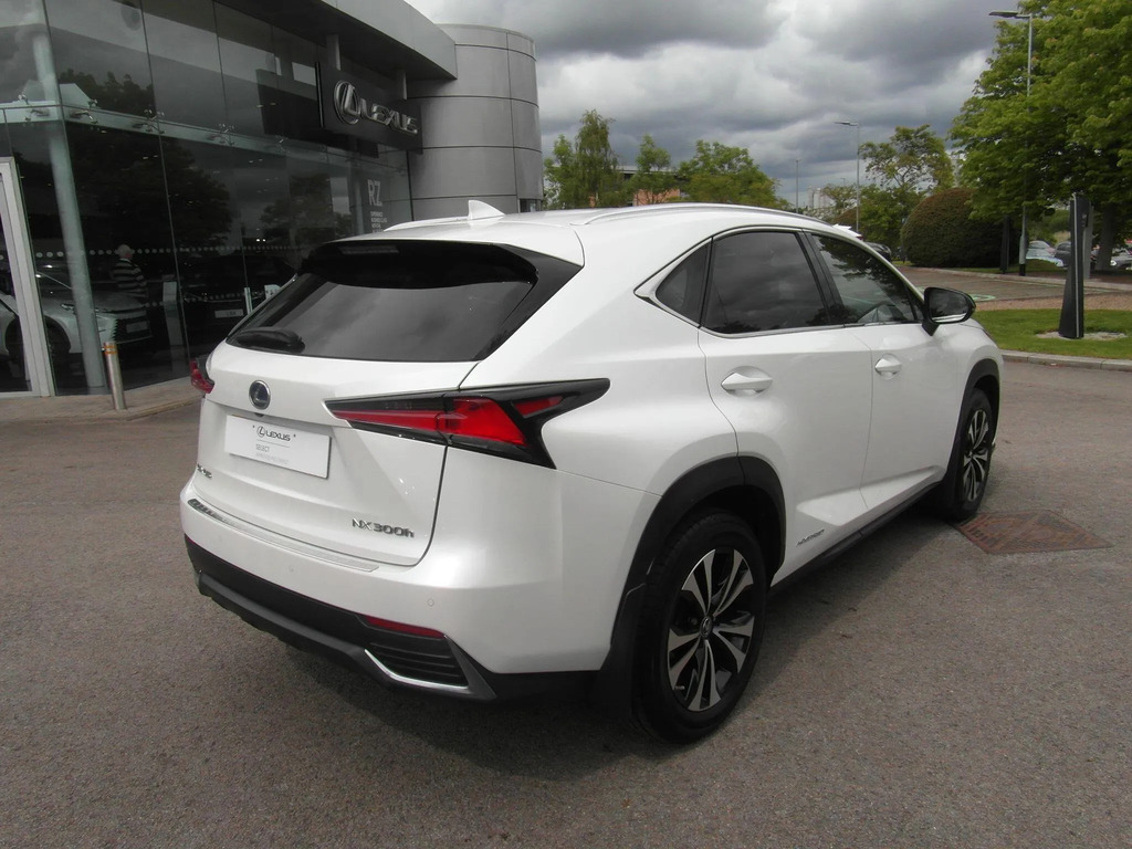 Lexus NX 300H 2.5 Cvt Premium Packleather Red #27