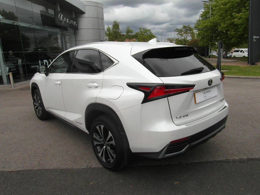 Lexus NX 300H 2.5 Cvt 8 Nav White #4