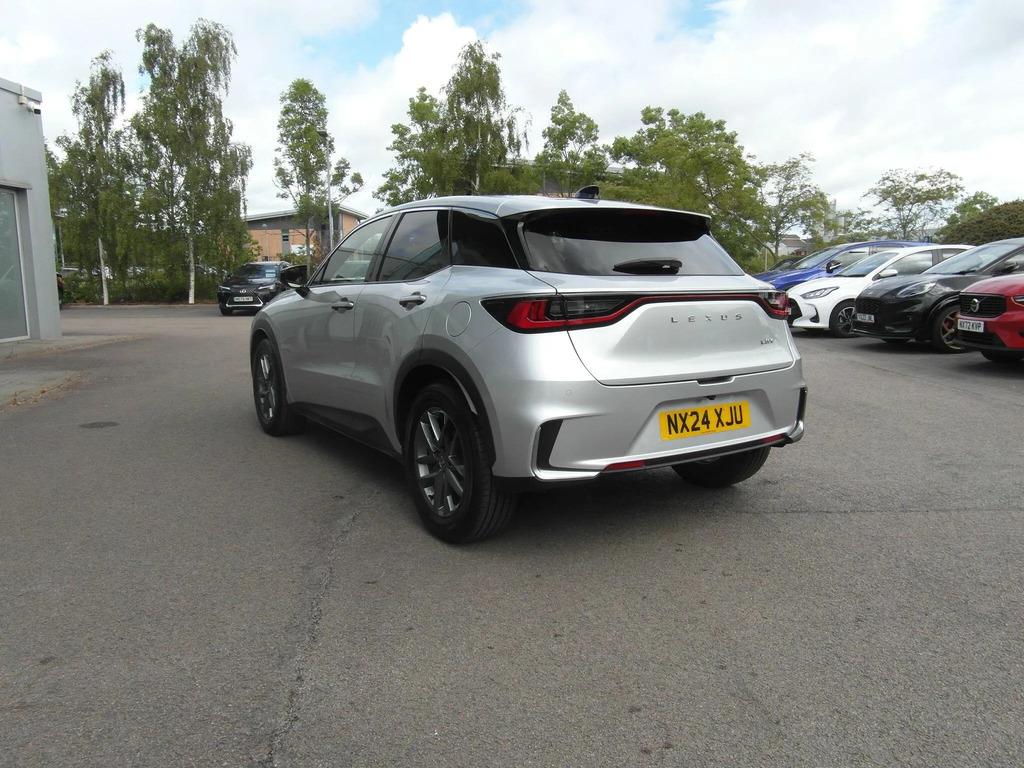 Lexus LBX 1.5 Vvt-ie Premium E-cvt Euro 6 Ss NX24XJU #4