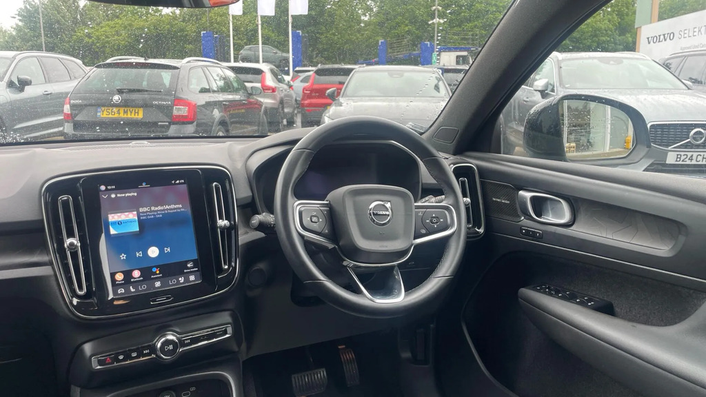 Volvo XC40 175Kw Recharge Ultimate 69Kwh YP73MBY #4