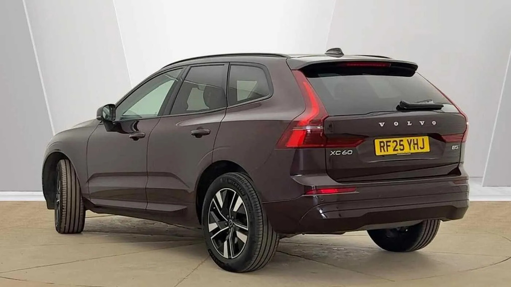 Volvo XC60 2.0 B5 Mhev Core Awd Euro 6 Ss  #3