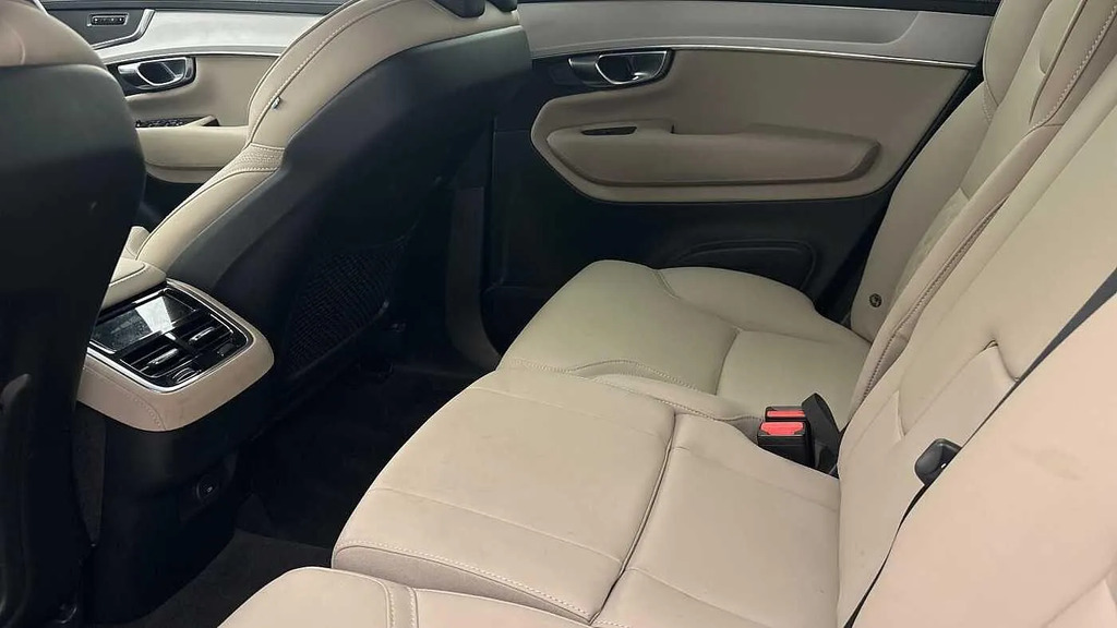 Volvo XC90 Ultra Blue #7
