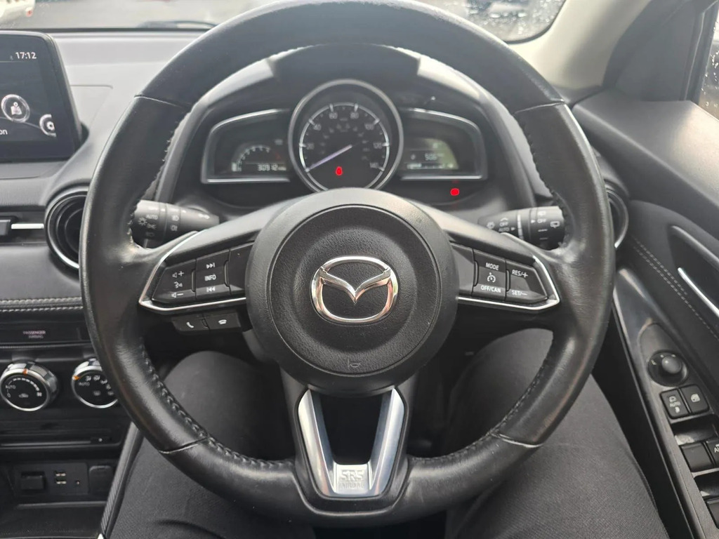 Mazda 2 Silver #12