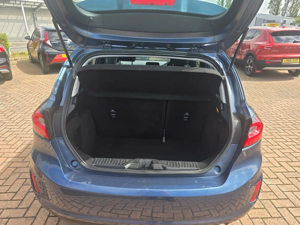 Ford Fiesta Titanium X White #8