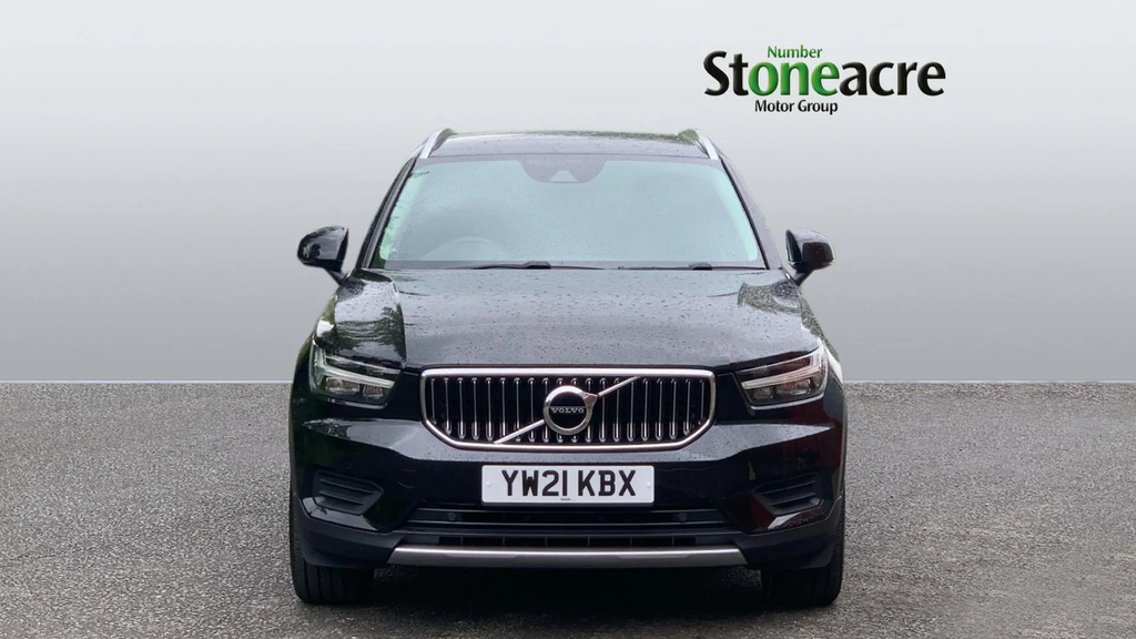 Volvo XC40 R Design Pro White #8