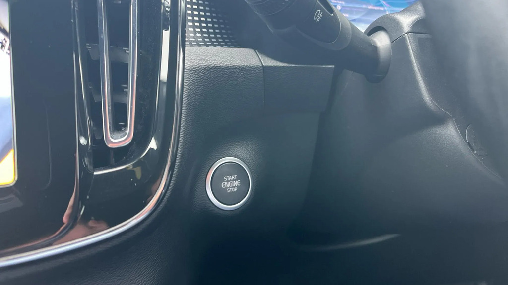Volvo XC40 2.0 B4p Plus Dark Grey #27