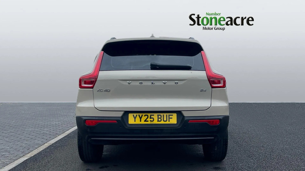 Volvo XC40 2.0 B4p Plus Dark Grey #7