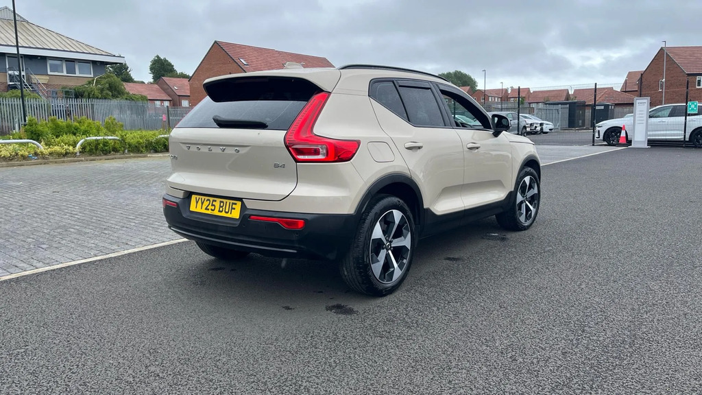 Volvo XC40 2.0 B4p Plus Dark Grey #40