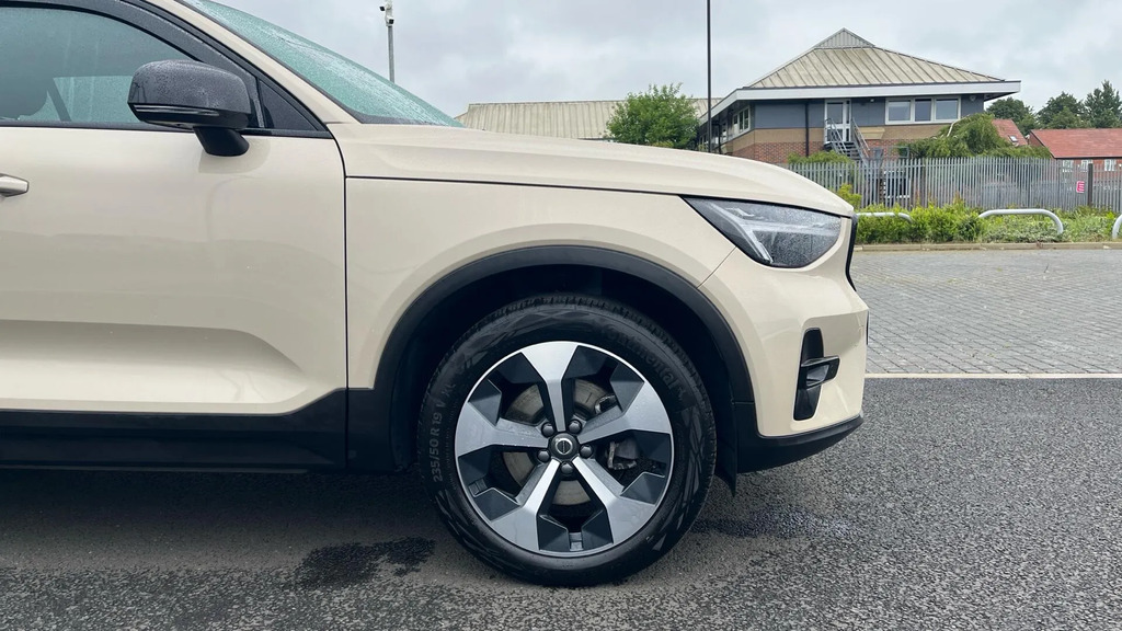 Volvo XC40 2.0 B4p Plus Dark Grey #9