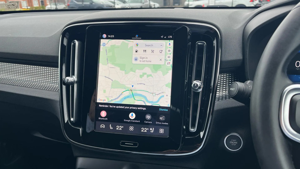 Volvo XC40 2.0 B4p Plus Dark Grey #18