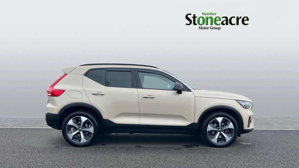 Volvo XC40 2.0 B4p Plus Dark  #3