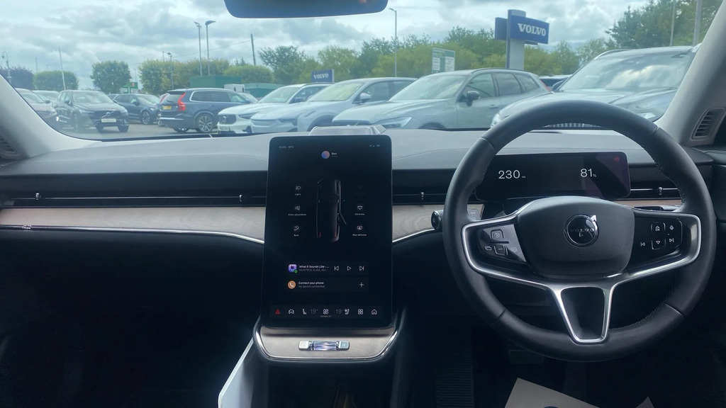 Volvo ES90 Single Motor Extended Range 92Kwh Plus Saloon YM75WML #5