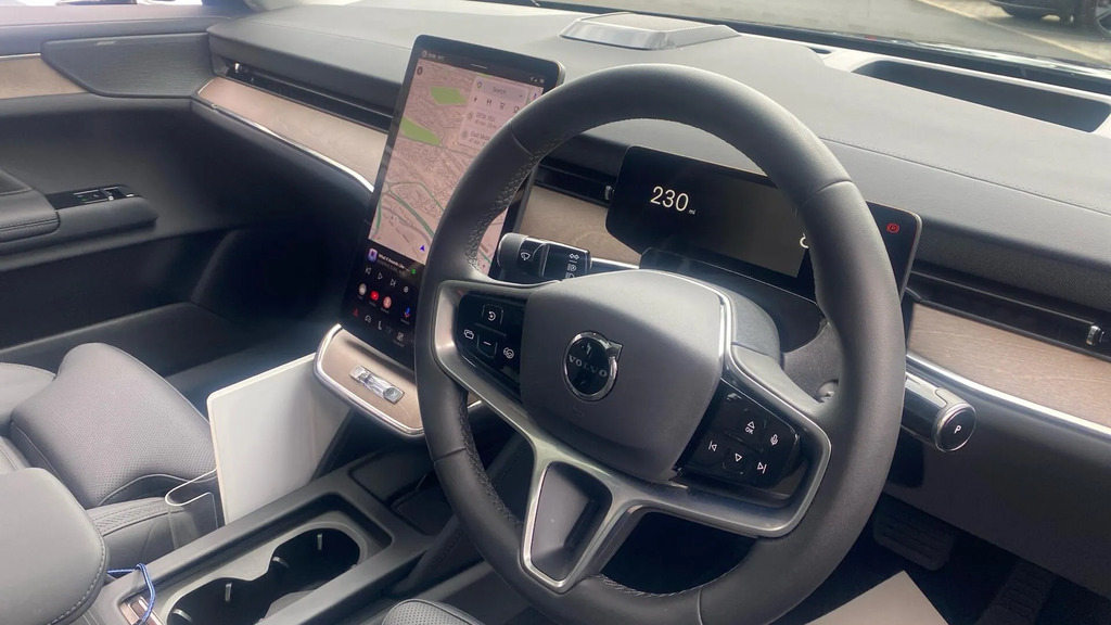 Volvo ES90 Single Motor Extended Range 92Kwh Plus Saloon YM75WML #4