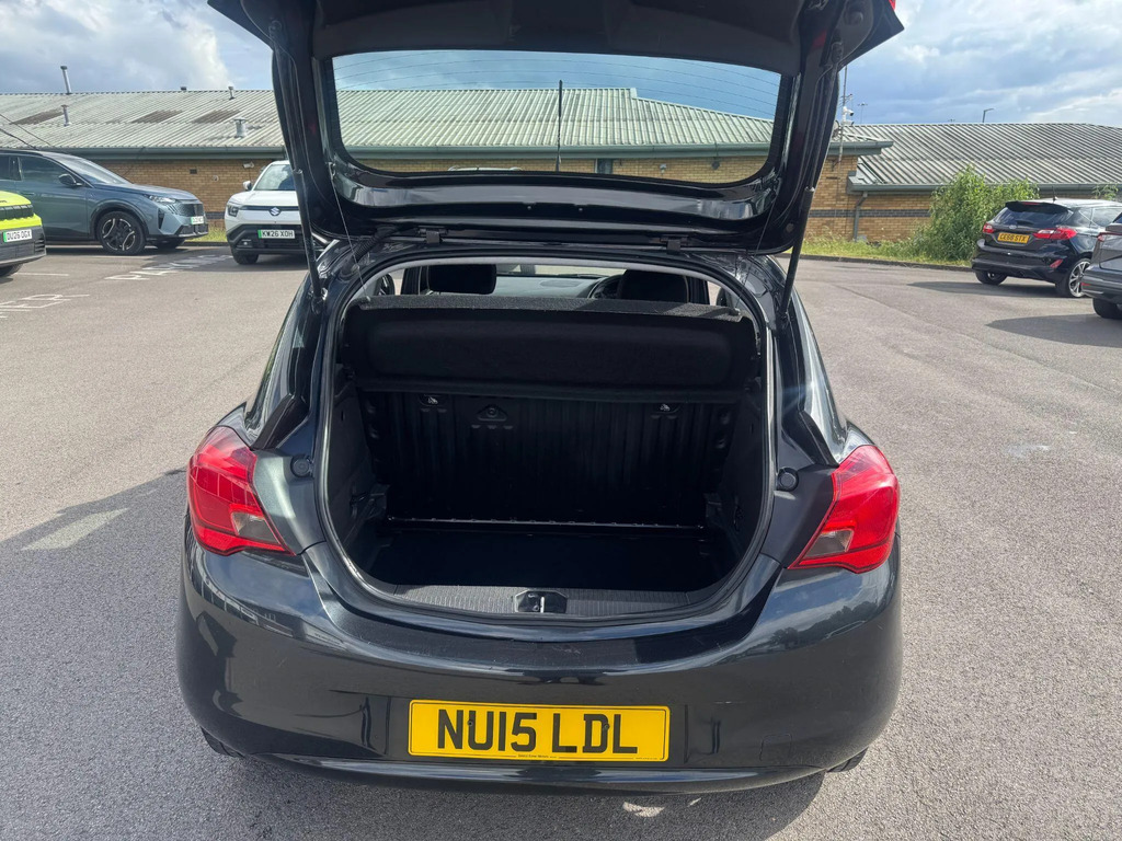 Vauxhall Corsa 1.4L Design Red #9