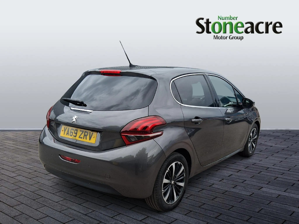 Peugeot 208 1.2 Puretech Tech Edition Hatchback Man  #3