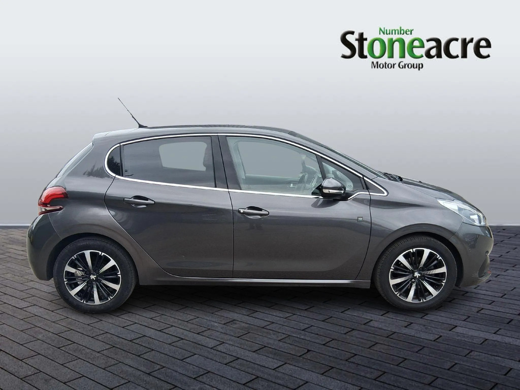 Peugeot 208 1.2 Puretech Tech Edition Hatchback Man  #2