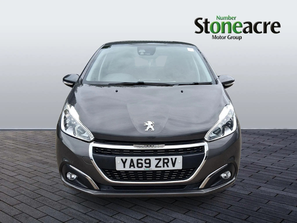 Peugeot 208 Tech Edition White #8