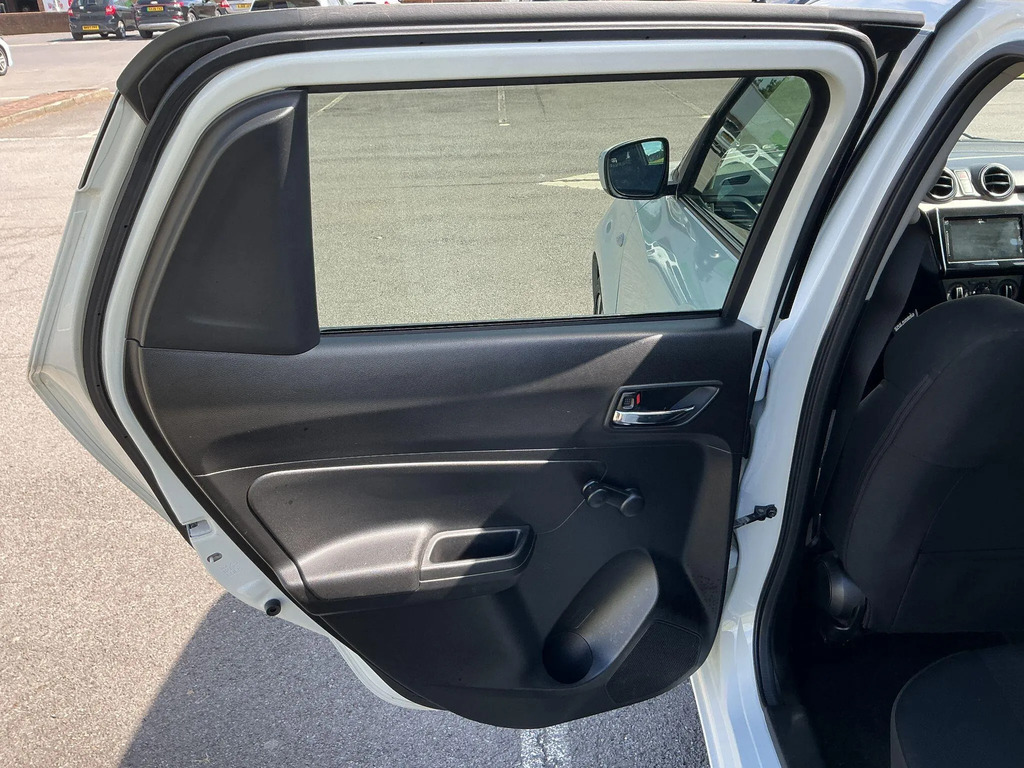 Suzuki Swift 1.2 Dualjet Shvs Sz3  #17