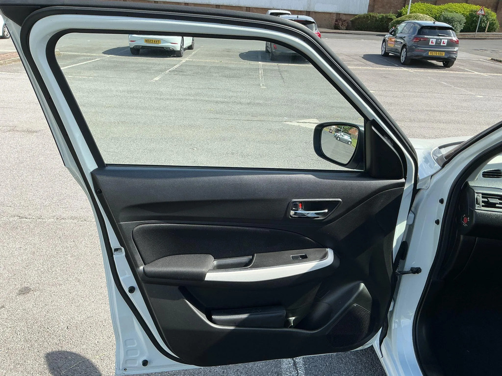 Suzuki Swift 1.2 Dualjet Shvs Sz3  #18