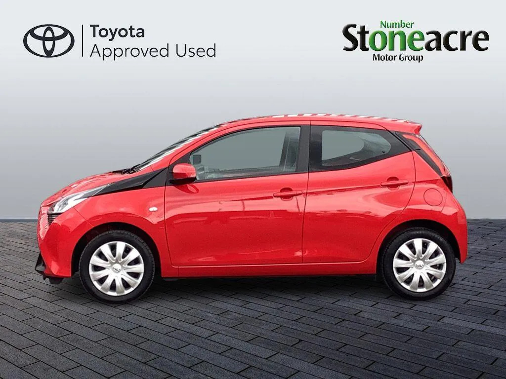 Toyota Aygo 1.0 Vvt-i X-play Hatchback X-shift Euro Red #6