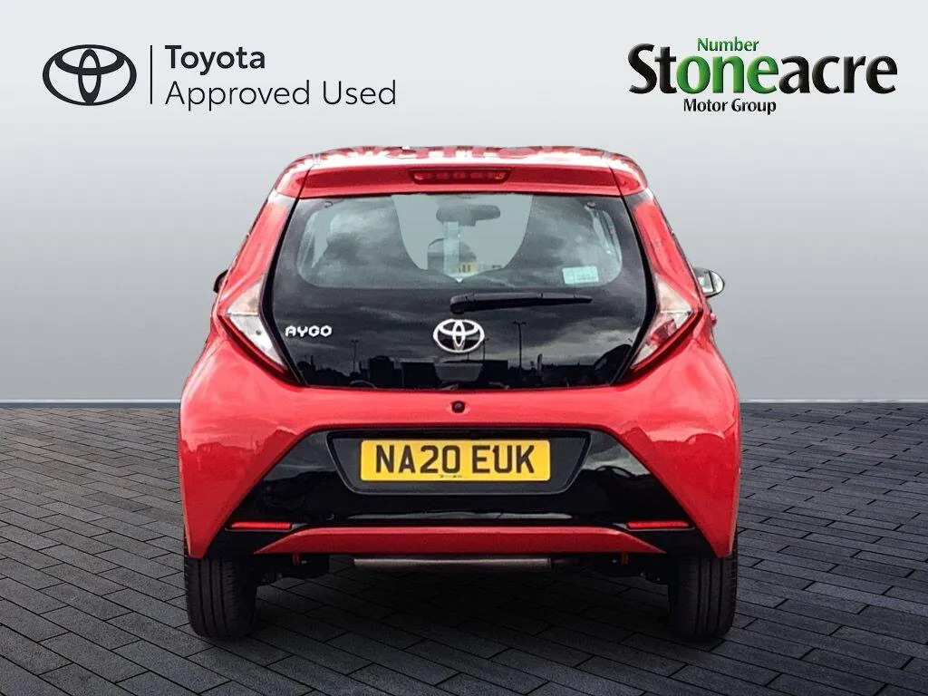 Toyota Aygo 1.0 Vvt-i X-play Hatchback X-shift Euro Red #4